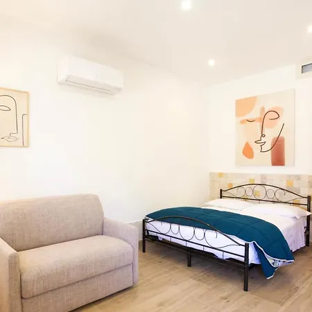 Apartment Domo Dejana